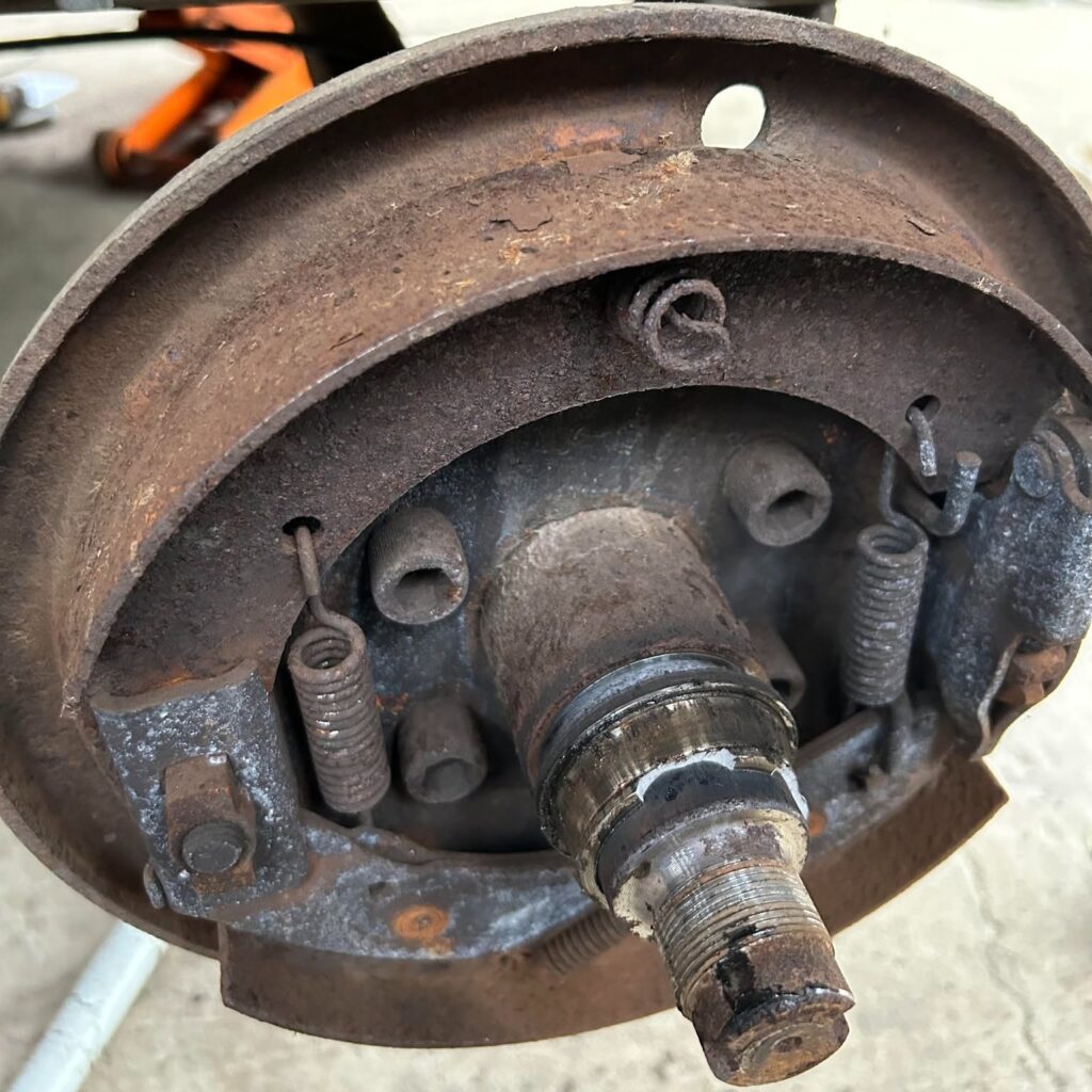 Trailer brake inspection during routine service